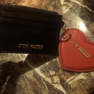 Steve Madddn brand new black card holder w/❤️heart mirror